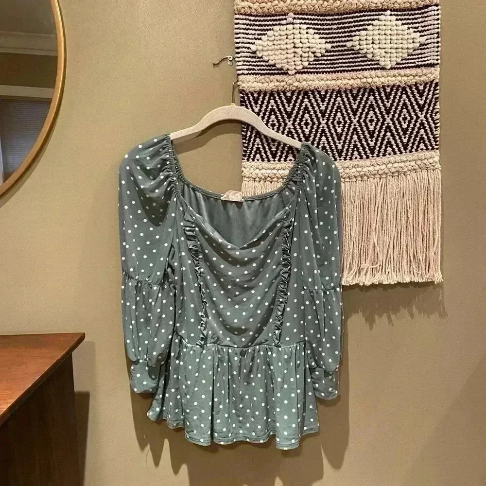 EMBER SAGE GREEN POLKA DOT RUFFLE TOP M